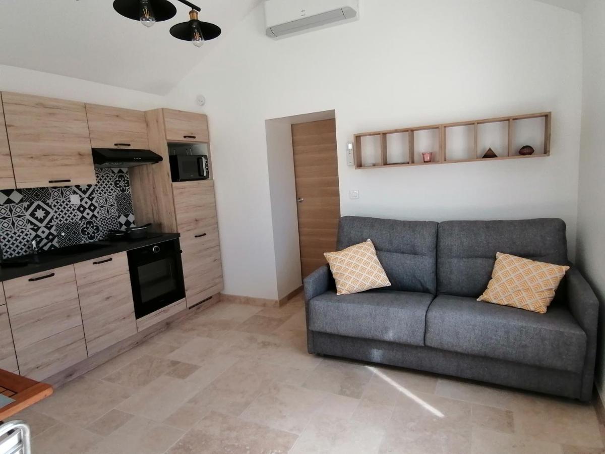 Petite Maison Refaite A Neuf Proche Plage Meze Exterior photo