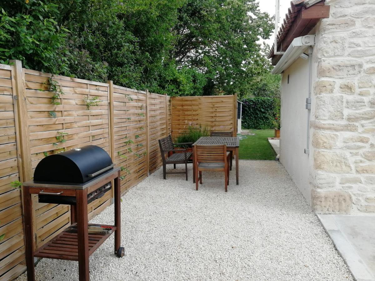 Petite Maison Refaite A Neuf Proche Plage Meze Exterior photo