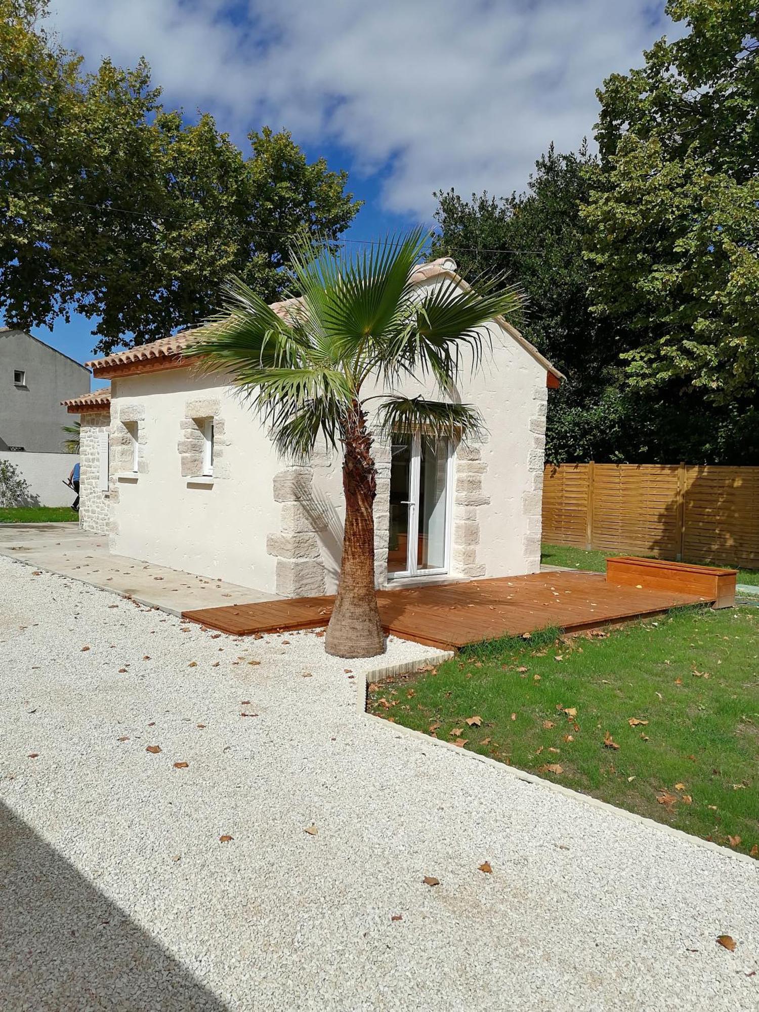 Petite Maison Refaite A Neuf Proche Plage Meze Room photo